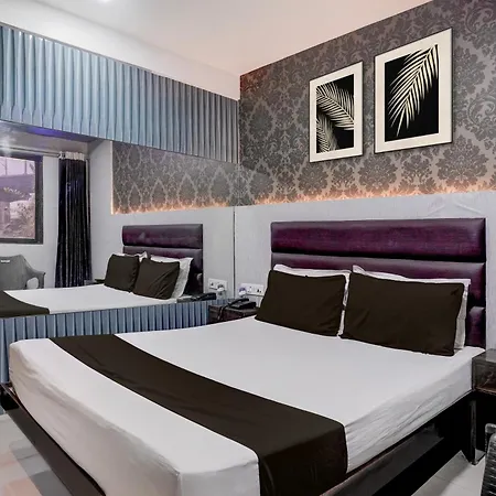 O Jayesh Hotel