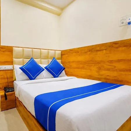 Indore Palace Nagpada 3*