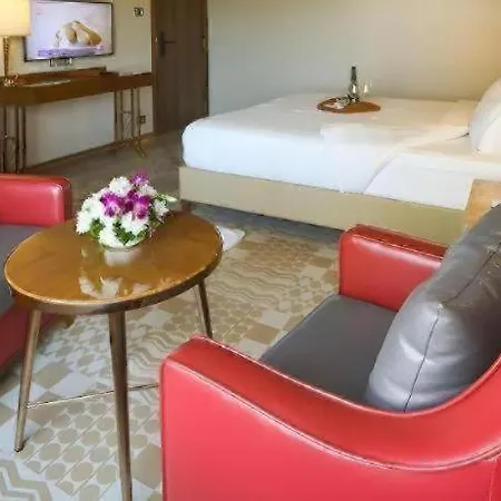 The Grandeur Boutique Mumbai
