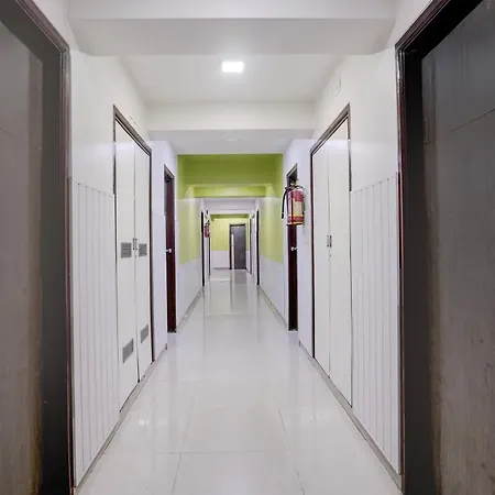 Hotel O Jayesh 3*