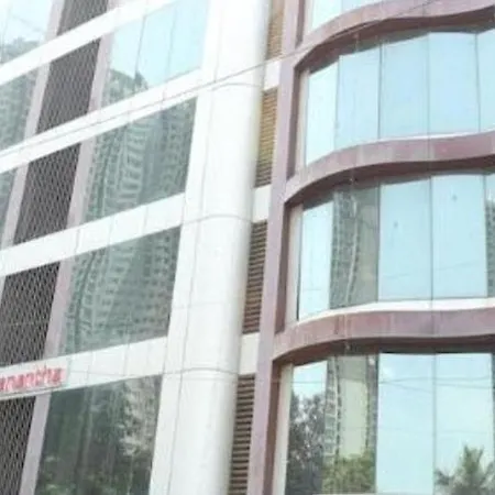 Hotel Anantha Executive