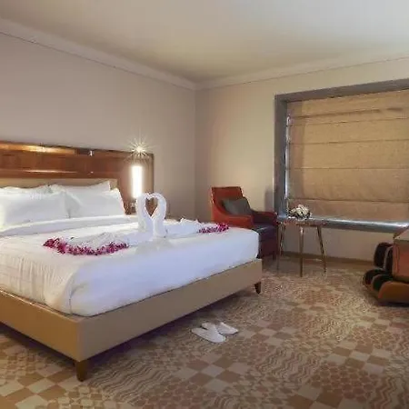 Hotel The Grandeur Boutique *