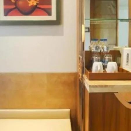 The Grandeur Boutique Mumbai