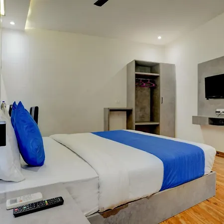 Nook Hotel 2*