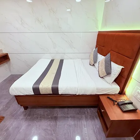 Shiv Sagar - Only For Indian Nationals 2* Mumbai