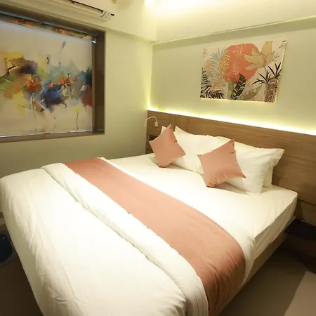 Hotel The Bohoo 99 Nr International Airport Mumbai