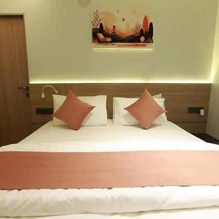 The Bohoo 99 Nr International Airport Hotel 3*