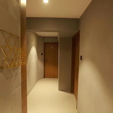 The Bohoo 99 Nr International Airport Hotel 3*