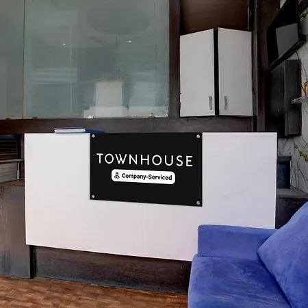 Hotel Super Townhouse Midc Andheri Formerly Royal International 4*