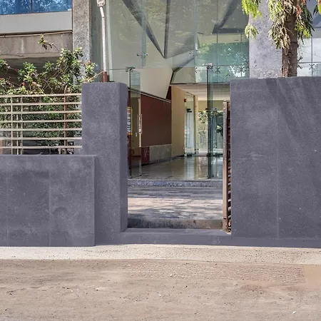Super Townhouse Midc Andheri Formerly Royal International 4*
