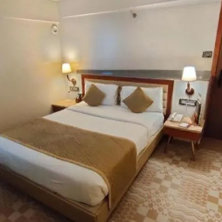 Hotel The Grandeur Boutique Mumbai