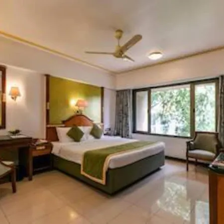 Tunga International 3*