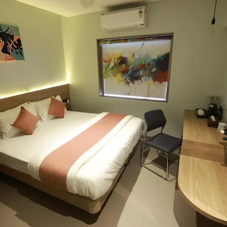 The Bohoo 99 Nr International Airport Hotel Mumbai