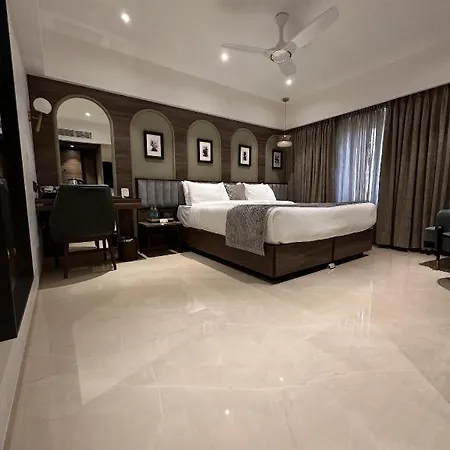 Tunga International 3*