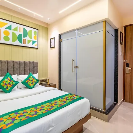 Hotel Treebo Gateway Mansion 3*