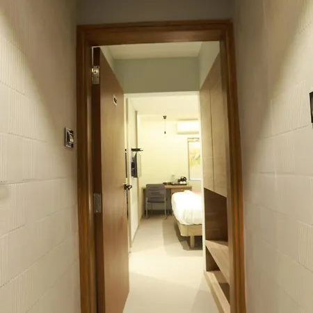 The Bohoo 99 Nr International Airport Hotel Mumbai