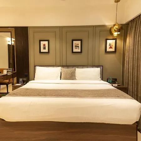 Tunga International 3*