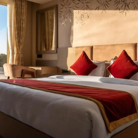 Hotel La Fenice Madh Island Mumbai