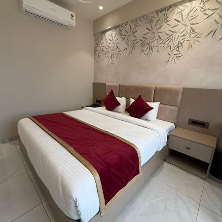 La Fenice Madh Island 2*