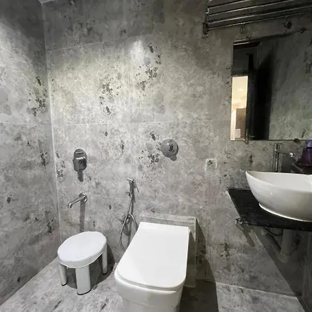 Cr Residency By Glitz Hotel Mumbai