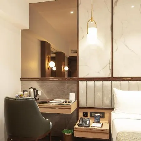 Tunga International 3*