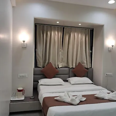 Le Glance & Hotel