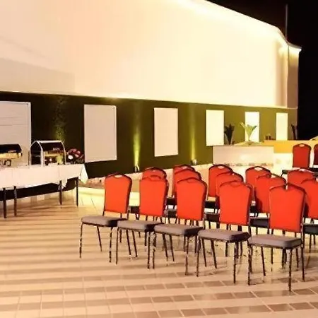 Metro - The Executive Hotel