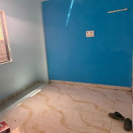 Manik Fooka Building Homestay *