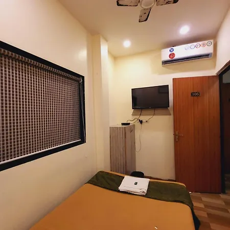 Guest house Airport Residency Mumbai