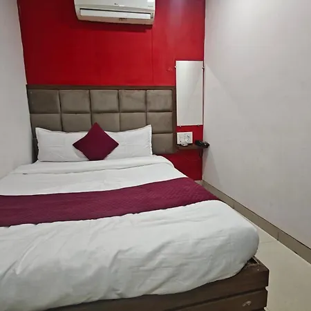 Love hotel Silver Shine Jogeshwari