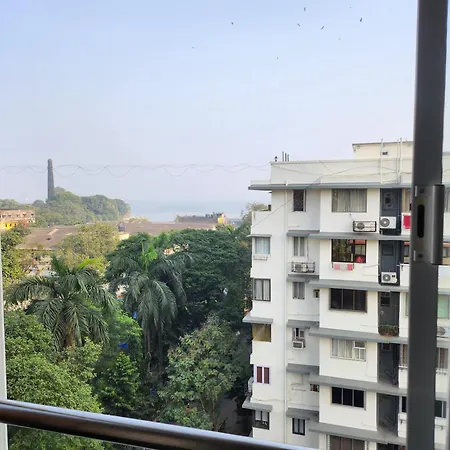Sea Facing In Colaba Homestay *