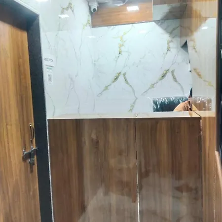 Guest house King Falcon Mumbai