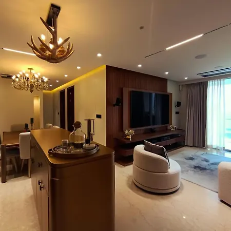 Guest house Luxury In Andheri Near Airport