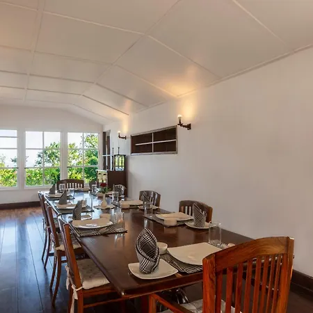 Ama & Trails - Pollibetta Bungalow, Coorg * Mumbai