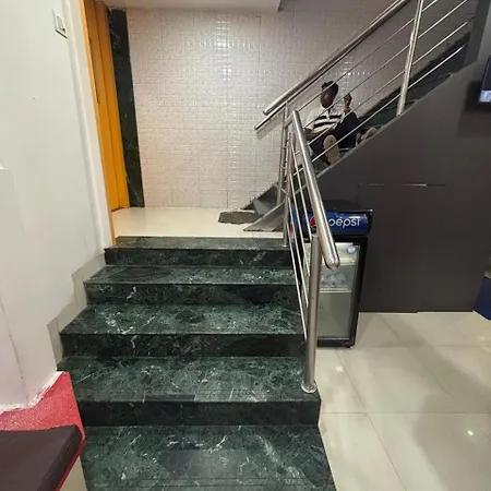 Silver Shine Jogeshwari Love hotel Mumbai