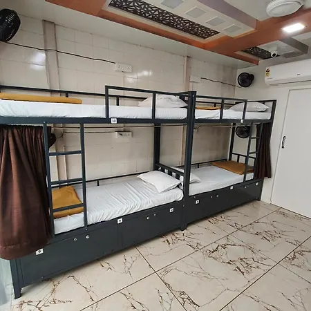 Hostel Sahar Ac - Andheri - Near International Airport - Male Guest Only