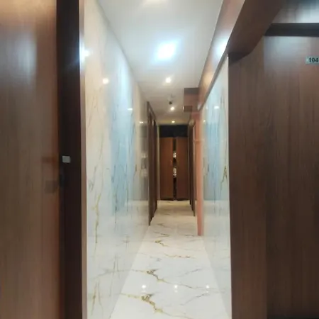 King Falcon Guest house Mumbai