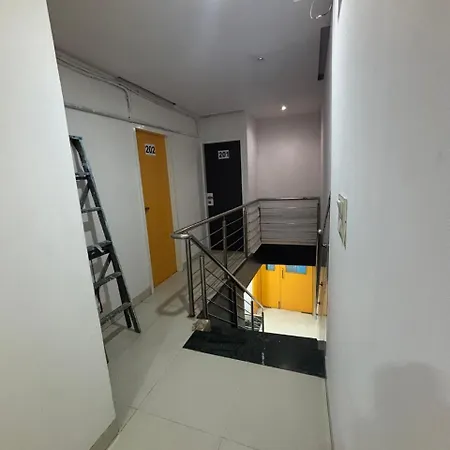 Silver Shine Jogeshwari Love hotel Mumbai