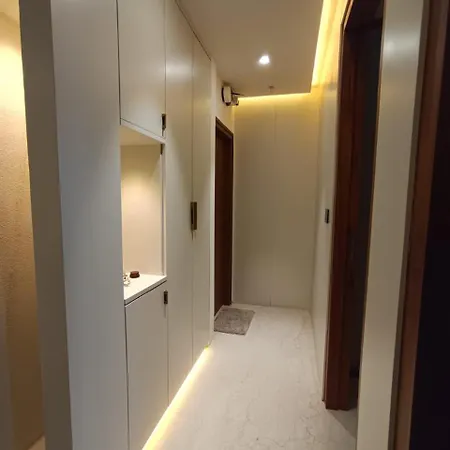 Luxury In Andheri Near Airport