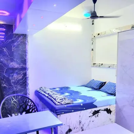 Apartment Hope At Goregaon East *