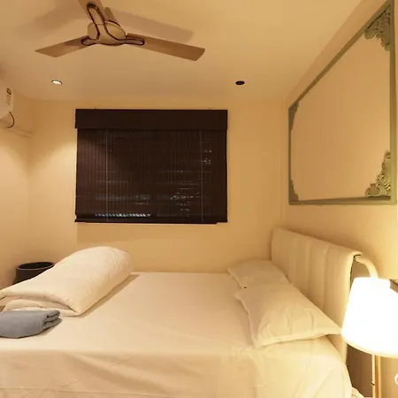 Spacious Affordable 1 Bhk Hill Road Bandra West Apartment