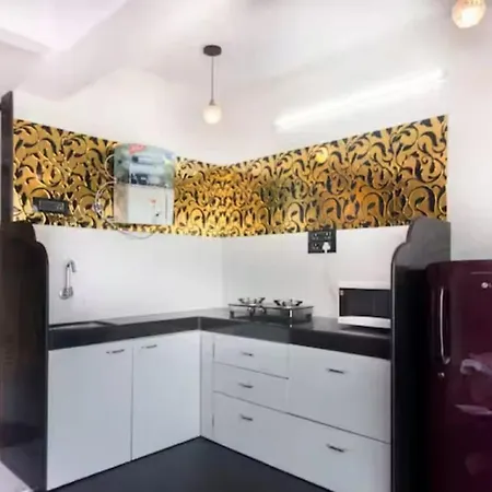 Serene And Comfortable In Goregaon East Apartment Mumbai