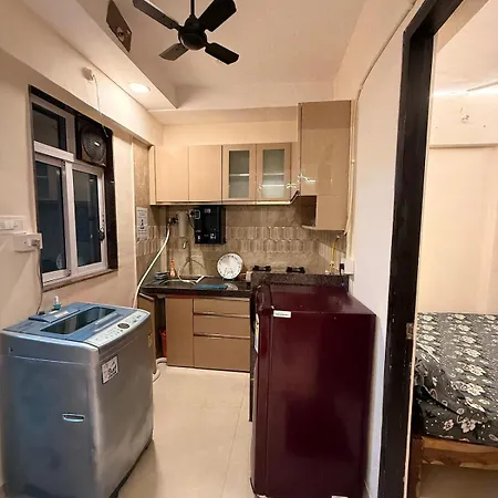 Apartment 1 Bhk Personal With Sea View At Versova Andheri West *