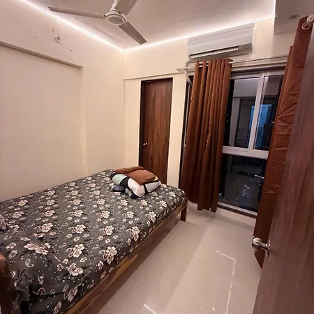 Apartment 1 Bhk Personal With Sea View At Versova Andheri West Mumbai