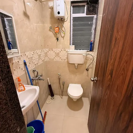 Apartment 1 Bhk Personal With Sea View At Versova Andheri West *