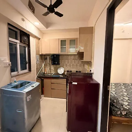 Apartment 1 Bhk Personal With Sea View At Versova Andheri West *