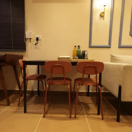 Spacious Affordable 1 Bhk Hill Road Bandra West Mumbai