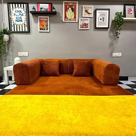 Shes Garage A Retro In Bandra Apartment *