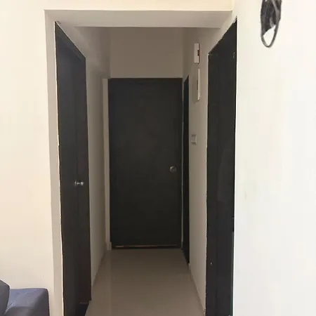 Royce Executive Service Premium Apartment *