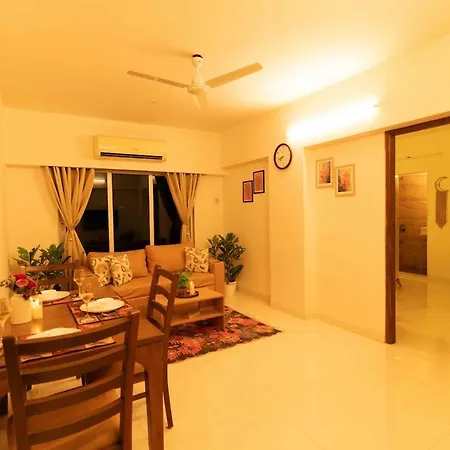Apartment Modern, Chic 2bhk Near Bkc And Airport
